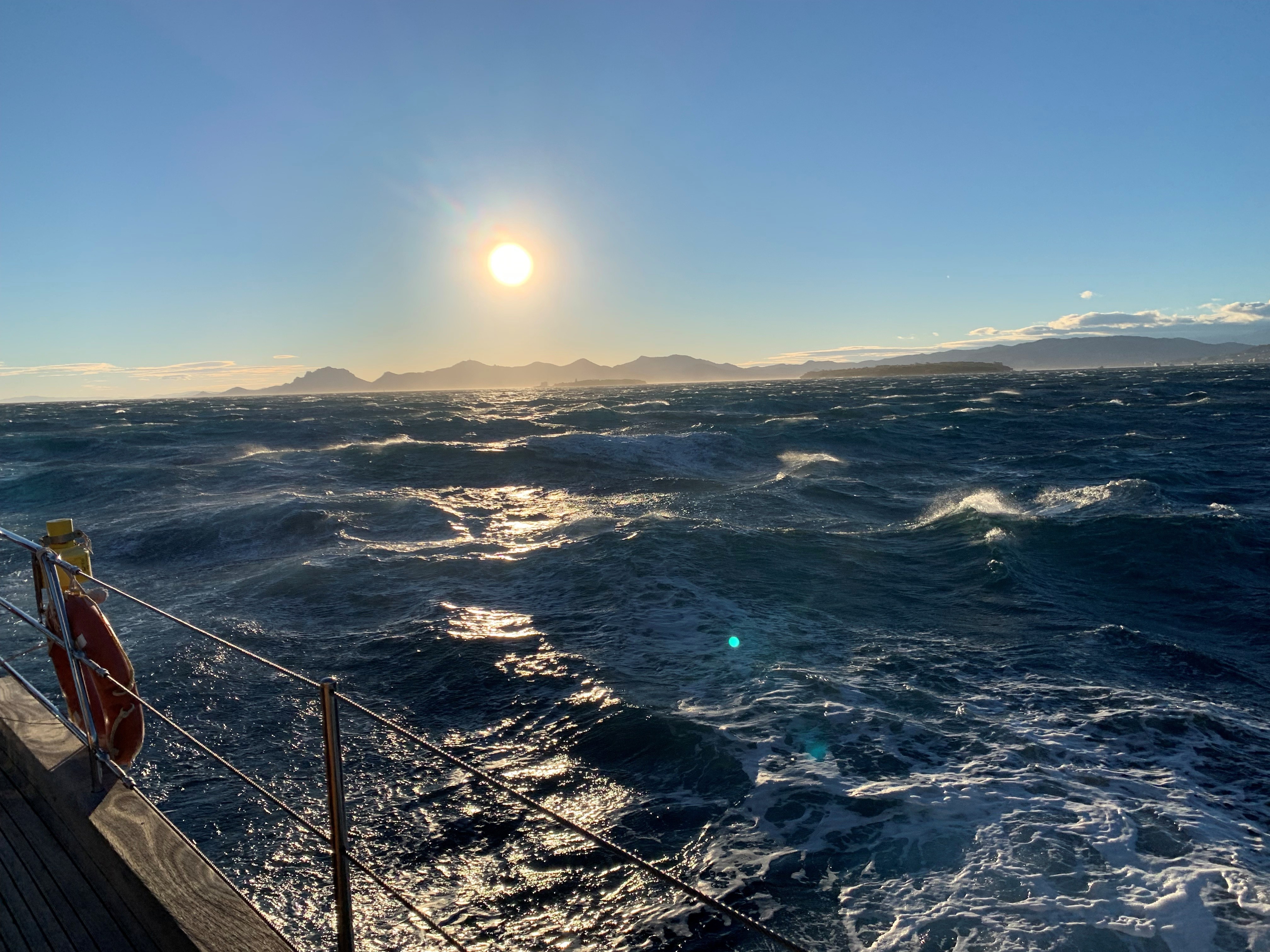 
Da unser Club noch ganz neu ist, dient diese Geschichte lediglich als Demo und Platzhalter. Sie gibt einen kleinen Vorgeschmack darauf, was hier bald zu finden sein wird.